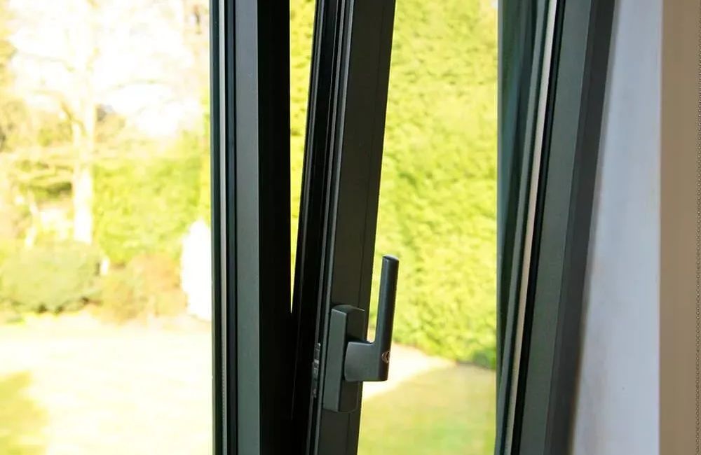 5c404a25299044c7a1da95517da4dc31